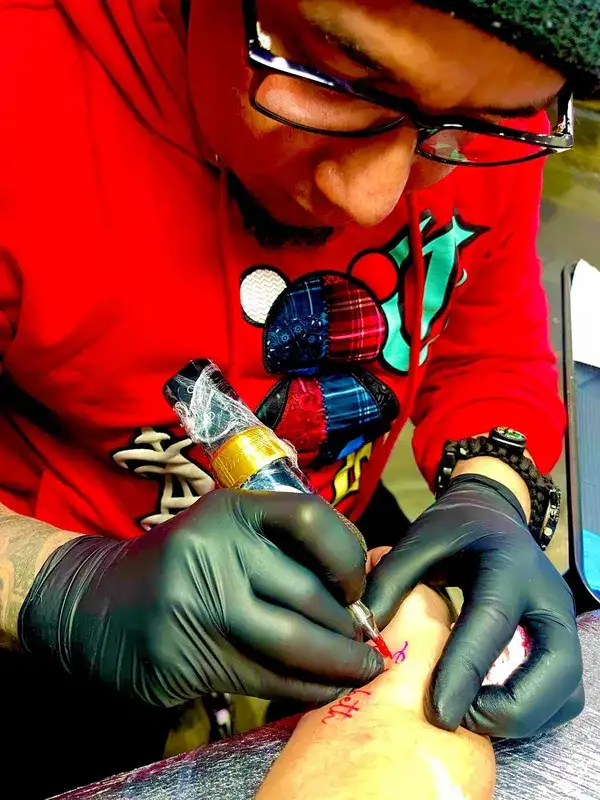 Fine Line Tattoo